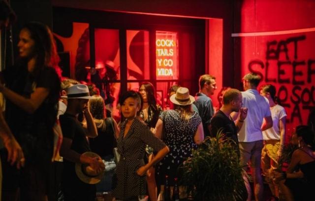 A Guide to Not Being That Person at Happy Hour